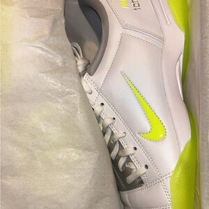 Palace x Nike Total 90 Size 9.5 DS